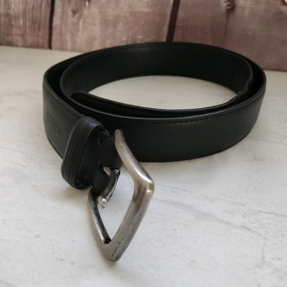 Columbia Men's Trinity Belt Black Silver Buckle Leather Lining Classic Business
